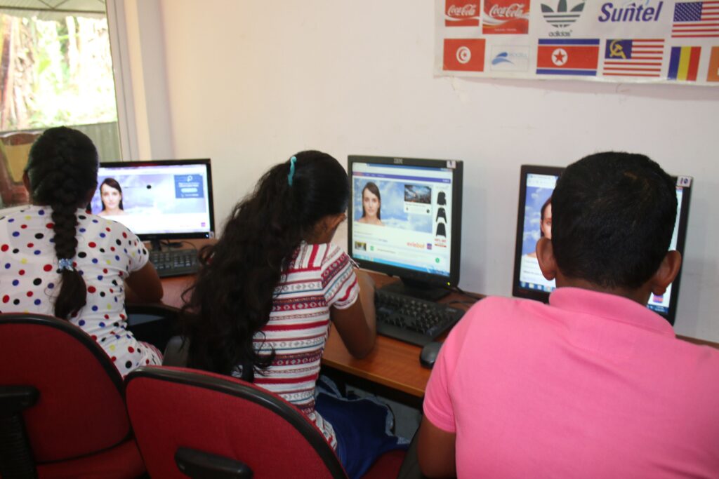 I.T for Elder Students